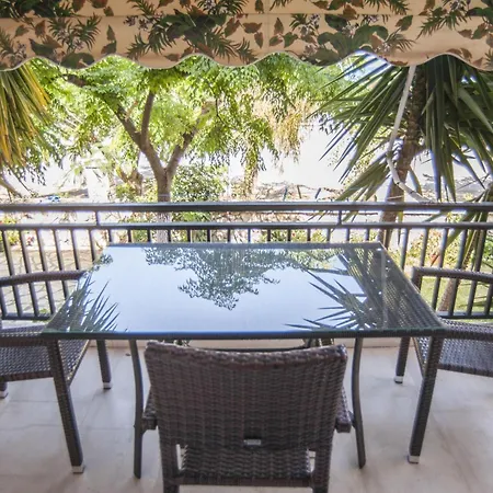 Giorgio アパート *